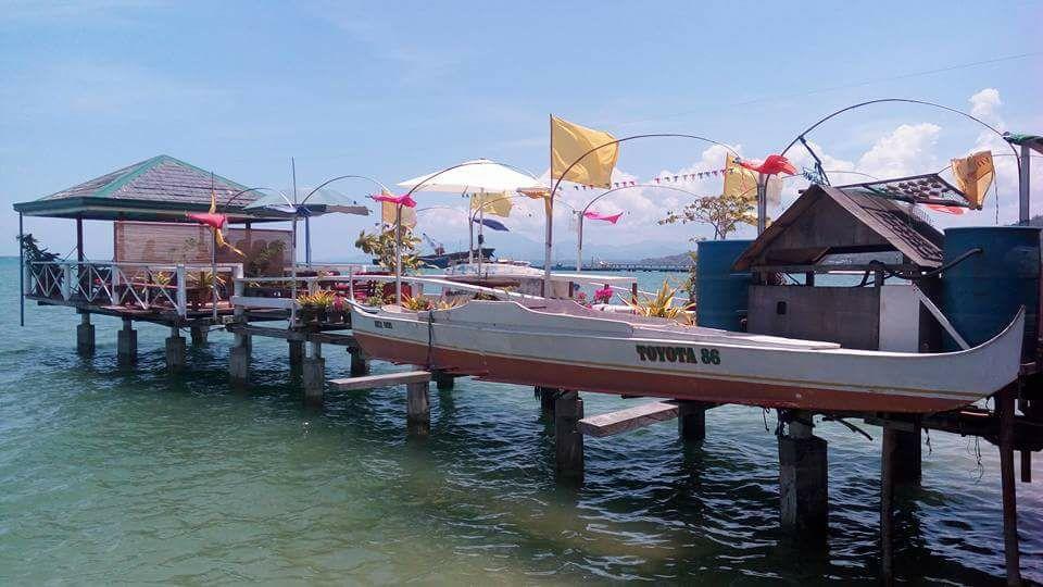 Peria Seafront Pensione Roxas  Exterior photo